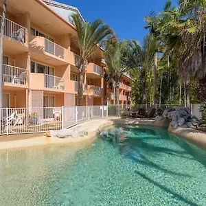 rainbow-sands-resort.queenslandhotels.net/