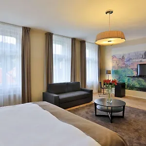 Apartmanhotel &, Prága